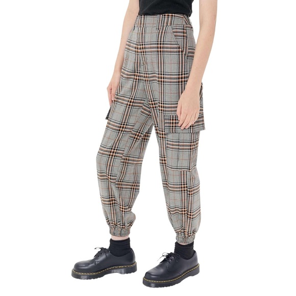 Urban Outfitters Checkered Cargo jogger pants - Picture 1 of 6